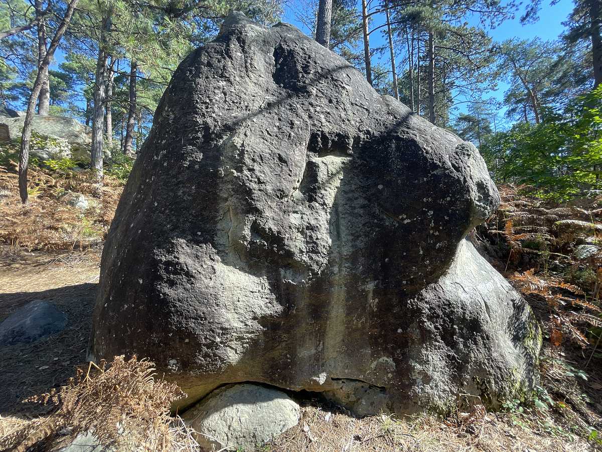 Le Pendu – Rocher d'Avon