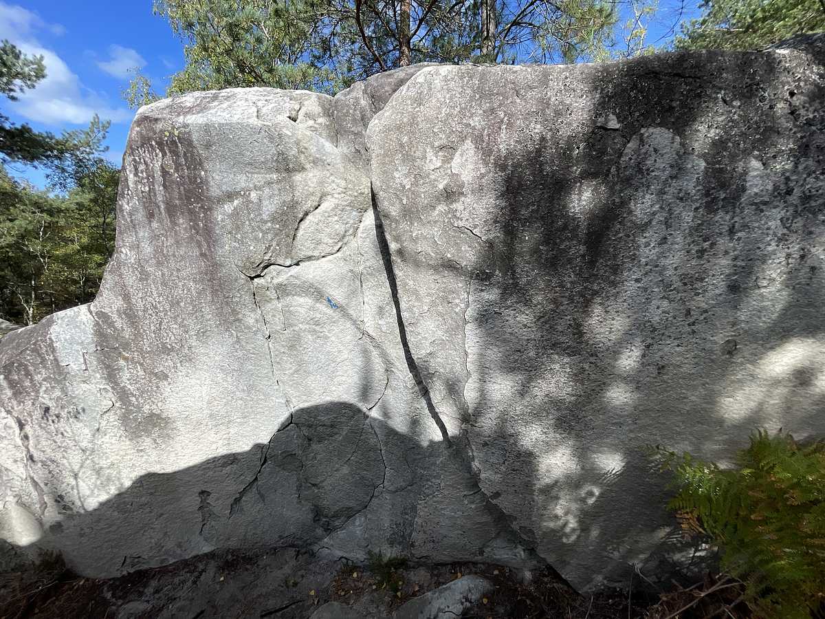 Circuit bleu n° 14 – Rocher de la Reine