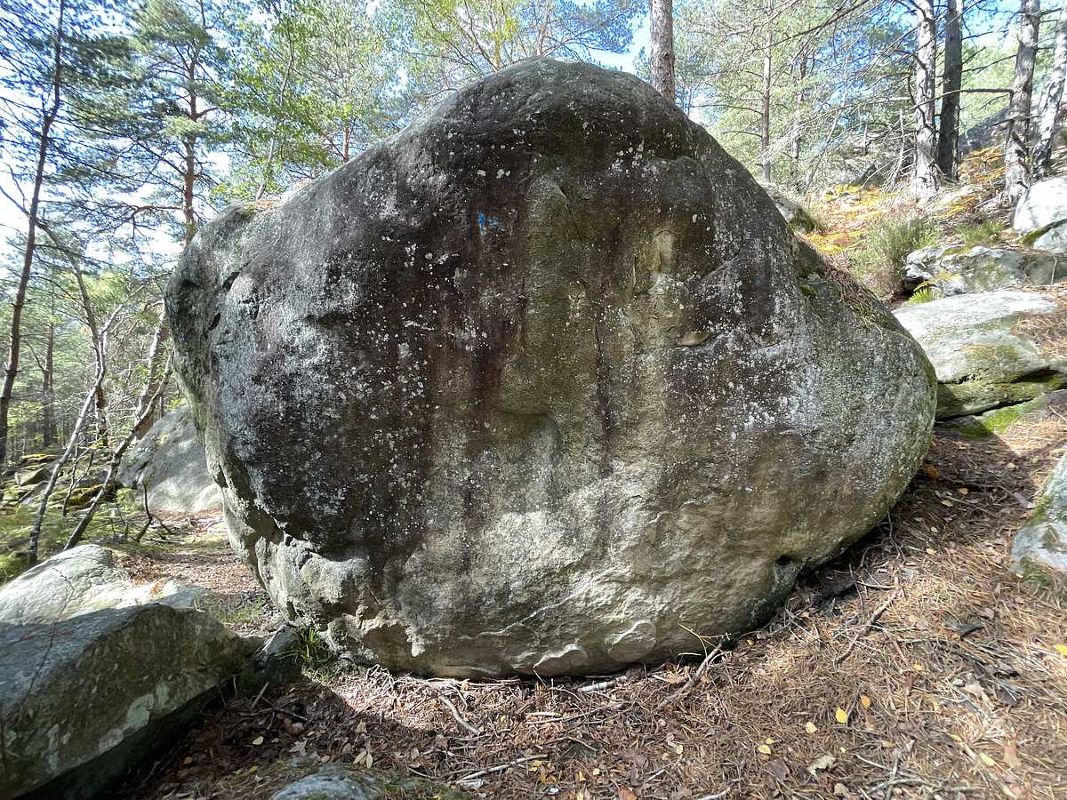 Circuit bleu n° 30 – Rocher de la Reine