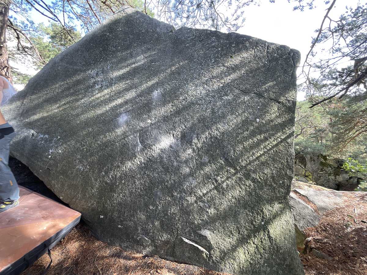 La Pyramide Marbrée – Cuvier Rempart